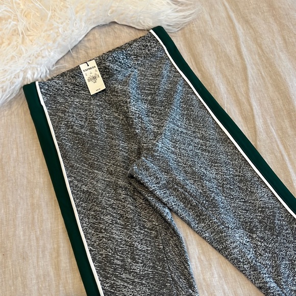 Express NWT Leggings - Picture 1 of 6